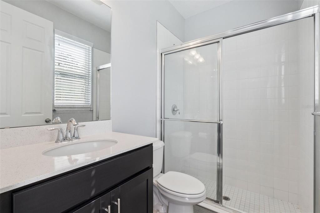 На продажу: $885,000 (5 спален, 5 ванн, 3687 Квадратных фут)