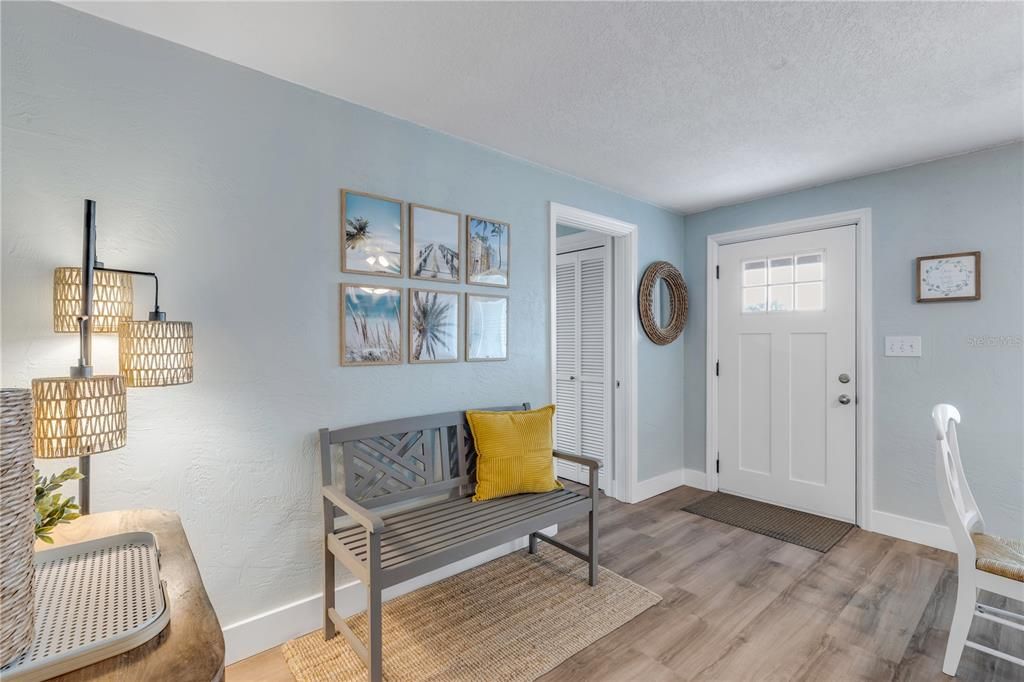 En Venta: $675,000 (3 camas, 2 baños, 1547 Pies cuadrados)