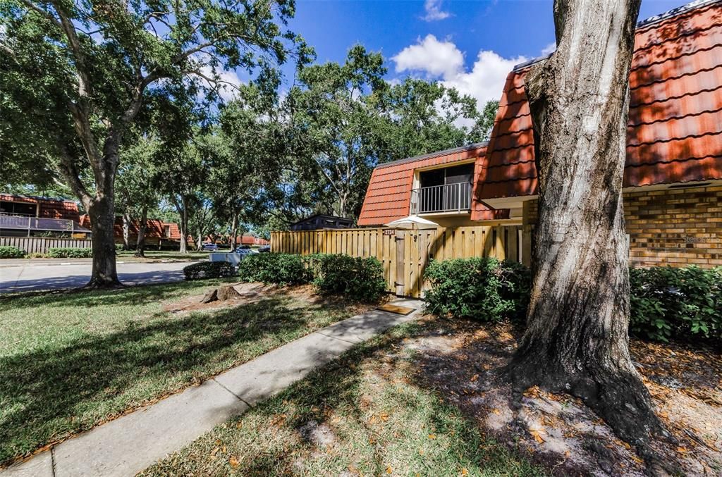 На продажу: $299,000 (2 спален, 2 ванн, 1344 Квадратных фут)