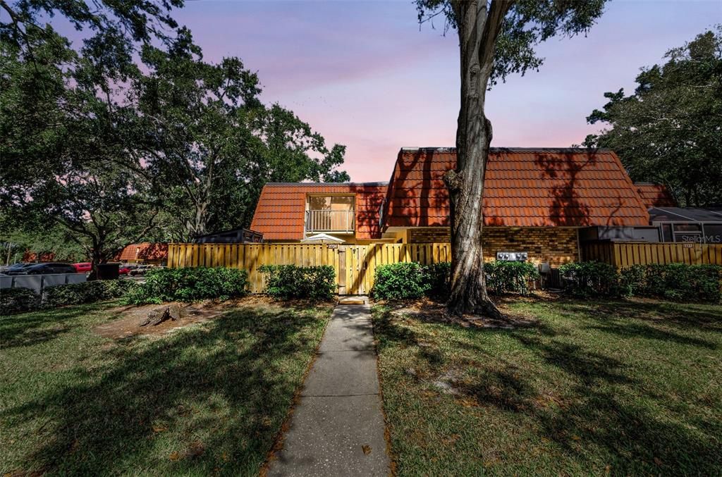 На продажу: $299,000 (2 спален, 2 ванн, 1344 Квадратных фут)