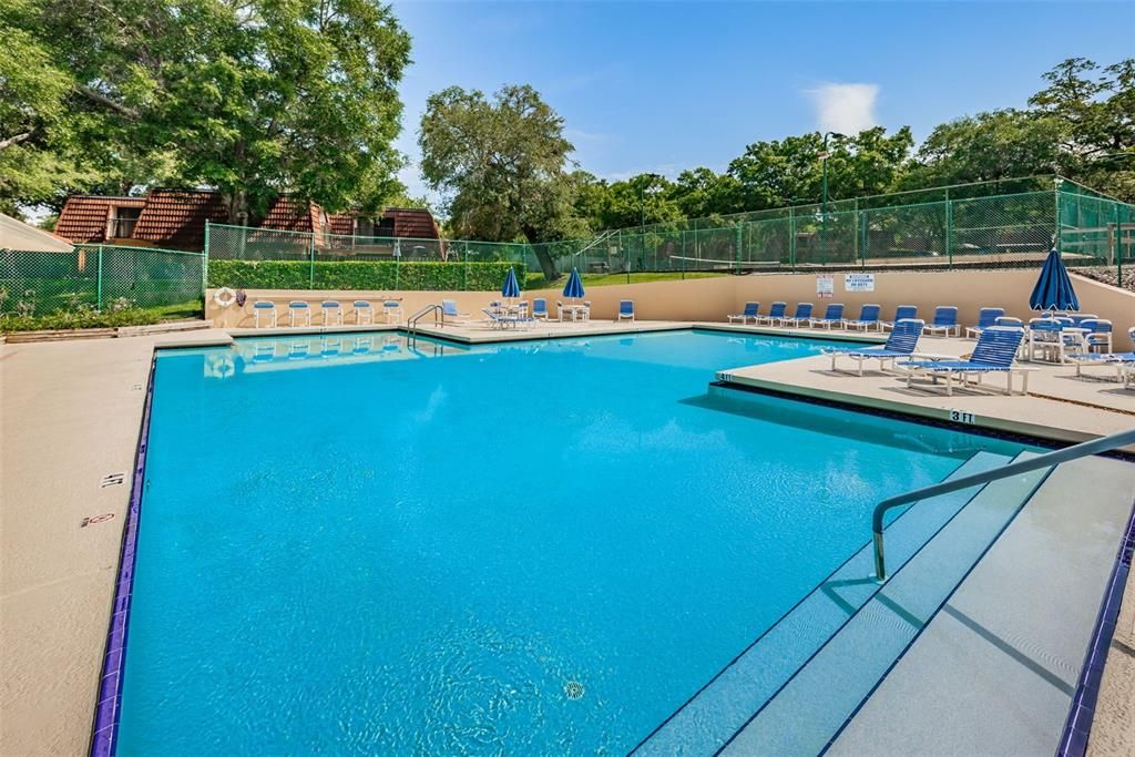 На продажу: $299,000 (2 спален, 2 ванн, 1344 Квадратных фут)