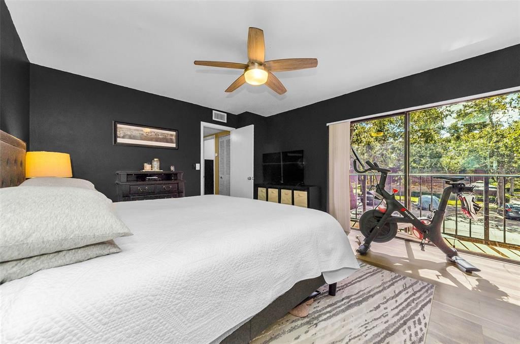 На продажу: $299,000 (2 спален, 2 ванн, 1344 Квадратных фут)