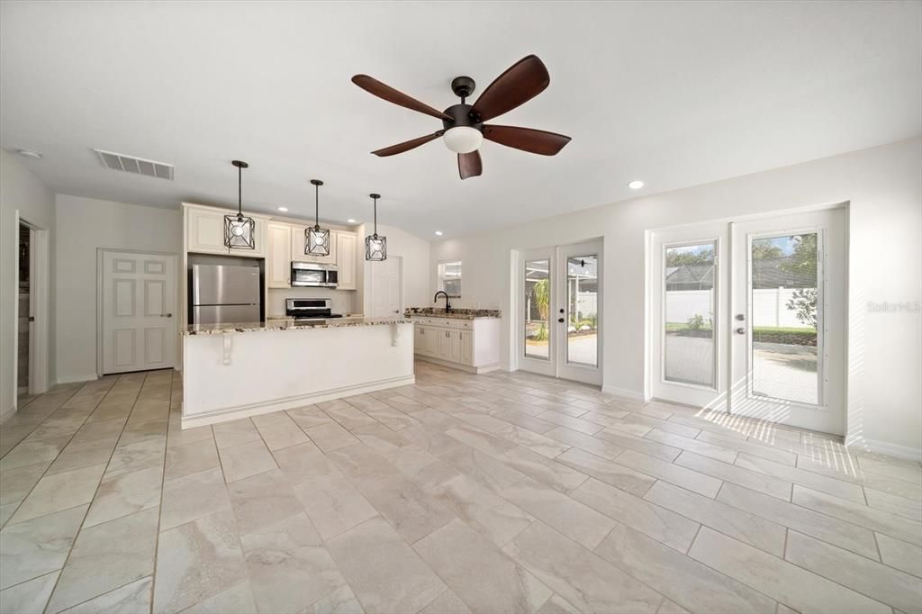 For Sale: $595,000 (5 beds, 3 baths, 2949 Square Feet)