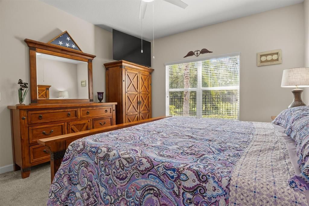 En Venta: $215,000 (2 camas, 2 baños, 1385 Pies cuadrados)