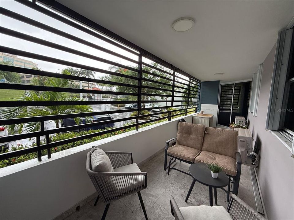 For Rent: $2,975 (3 beds, 2 baths, 1600 Square Feet)