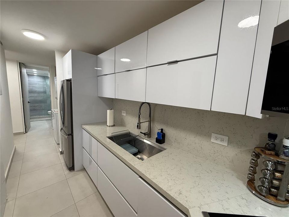 For Rent: $2,975 (3 beds, 2 baths, 1600 Square Feet)