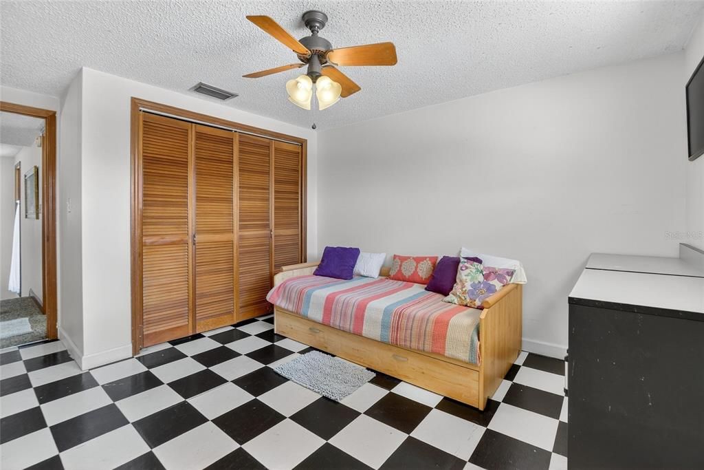 待售: $449,000 (4 贝兹, 3 浴室, 2976 平方英尺)