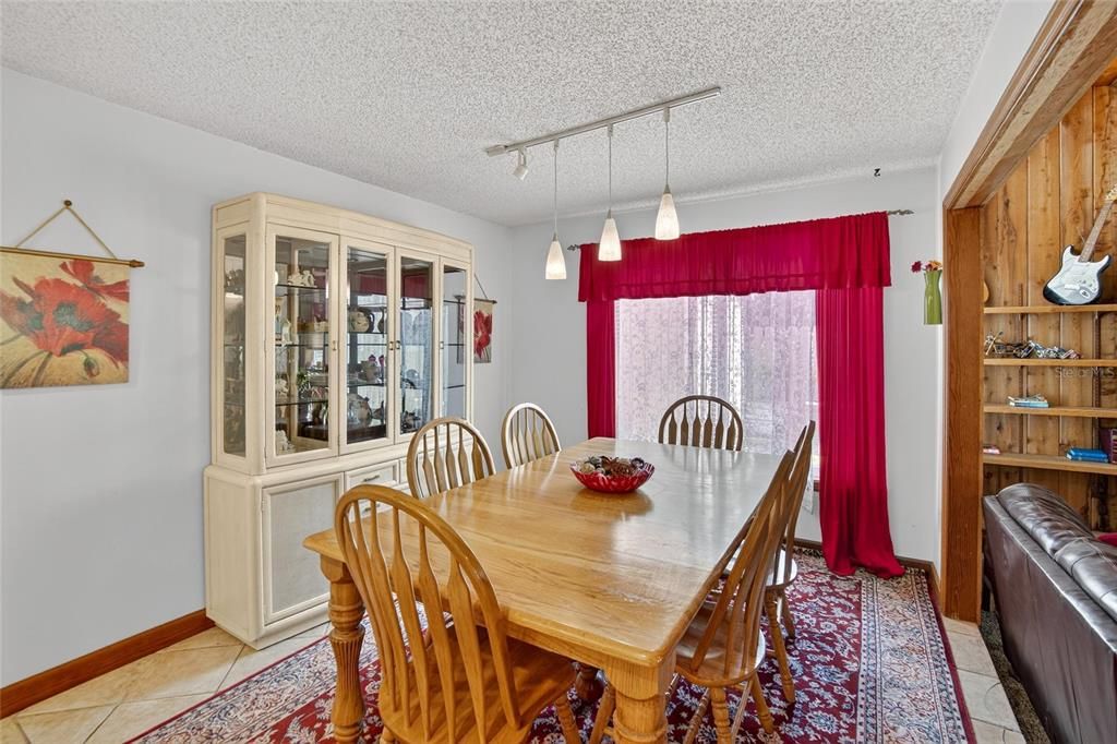 待售: $449,000 (4 贝兹, 3 浴室, 2976 平方英尺)