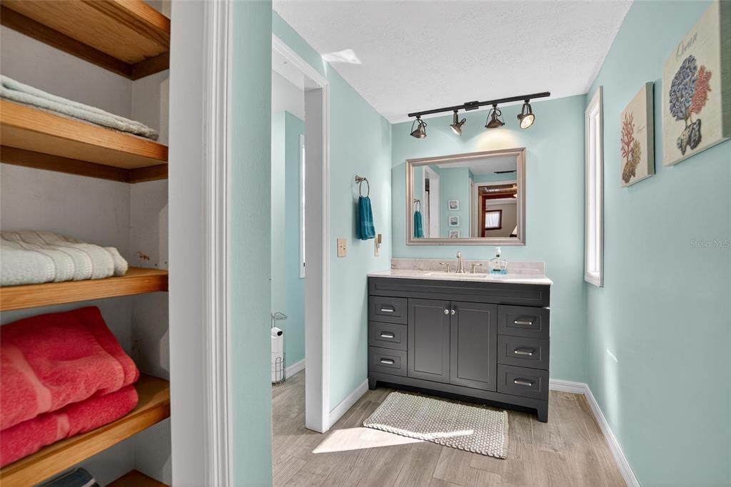 待售: $449,000 (4 贝兹, 3 浴室, 2976 平方英尺)