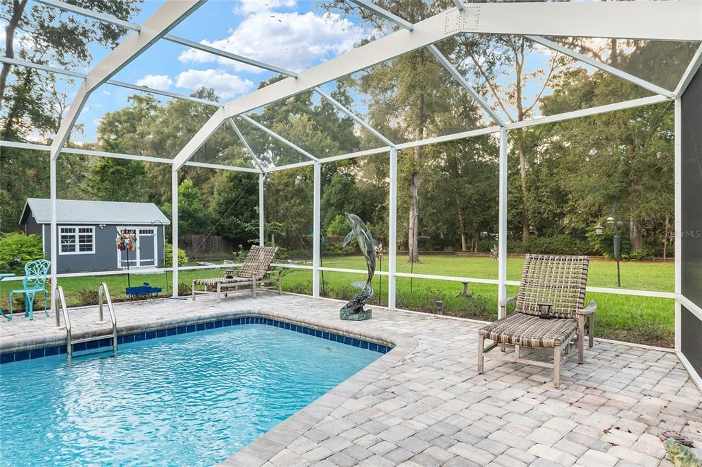 合同活跃: $648,750 (4 贝兹, 3 浴室, 3377 平方英尺)