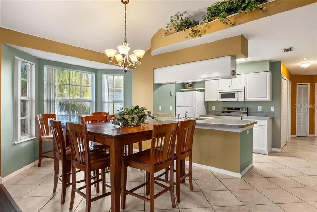 For Sale: $210,000 (3 beds, 2 baths, 1350 Square Feet)