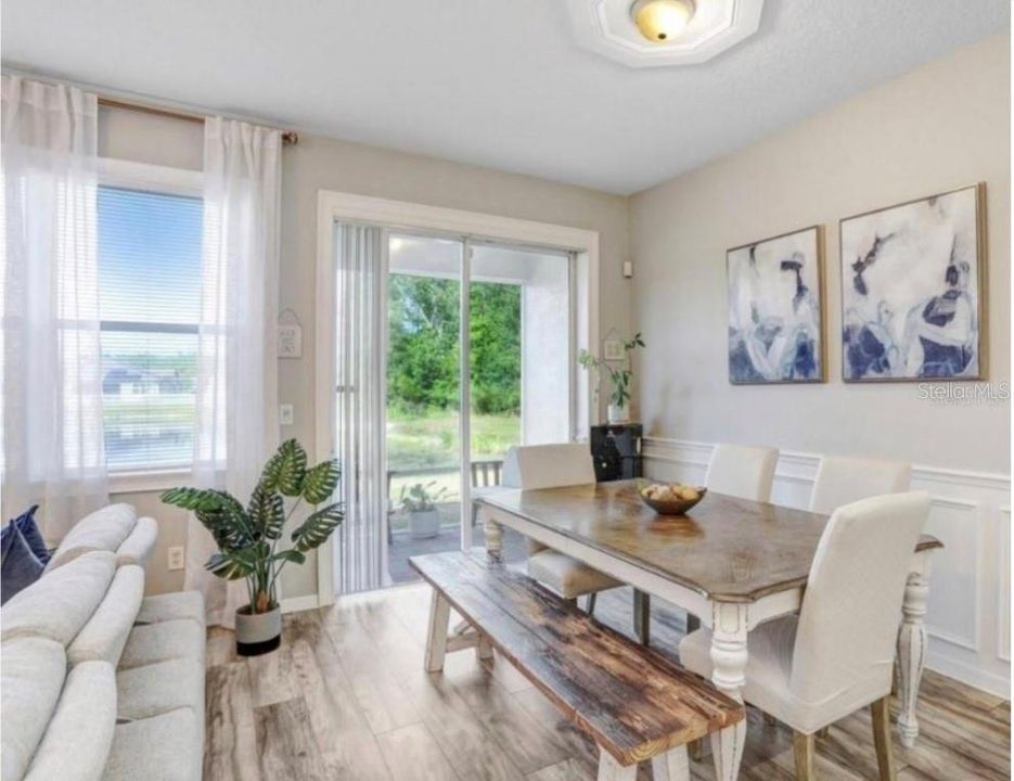 Под контрактом: $1,850 (2 спален, 2 ванн, 1278 Квадратных фут)