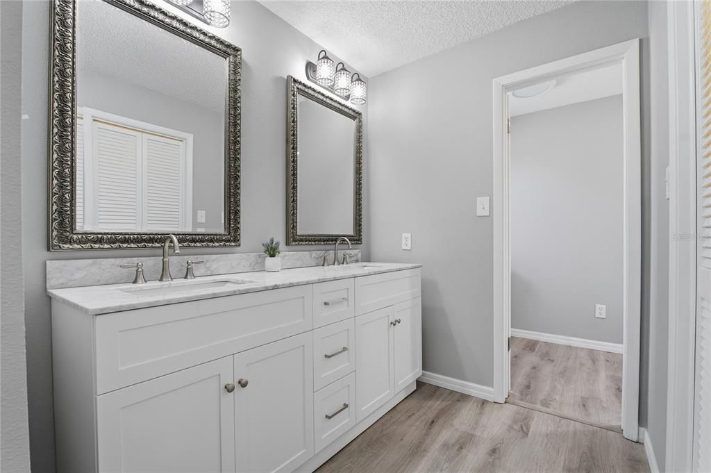 For Sale: $439,900 (4 beds, 2 baths, 2166 Square Feet)