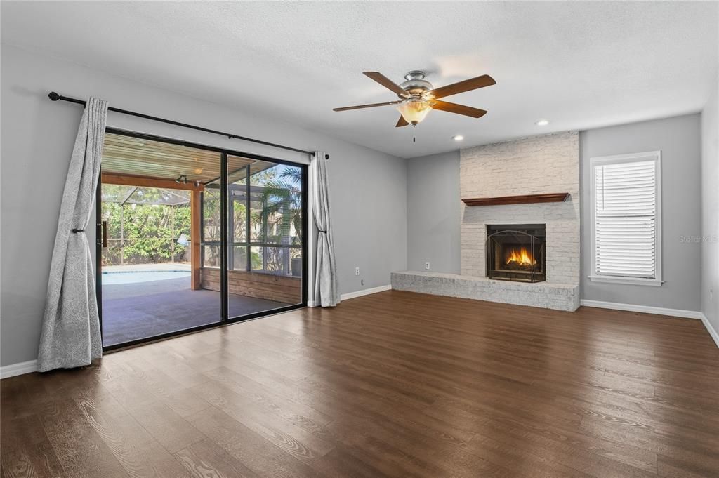 For Sale: $439,900 (4 beds, 2 baths, 2166 Square Feet)