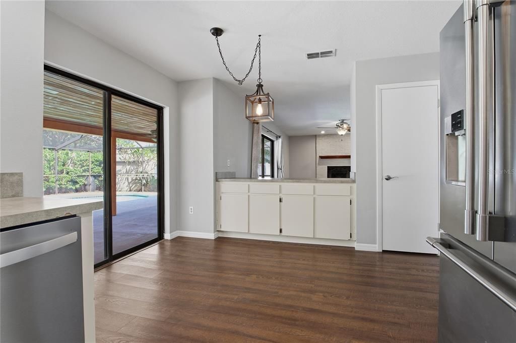 For Sale: $439,900 (4 beds, 2 baths, 2166 Square Feet)