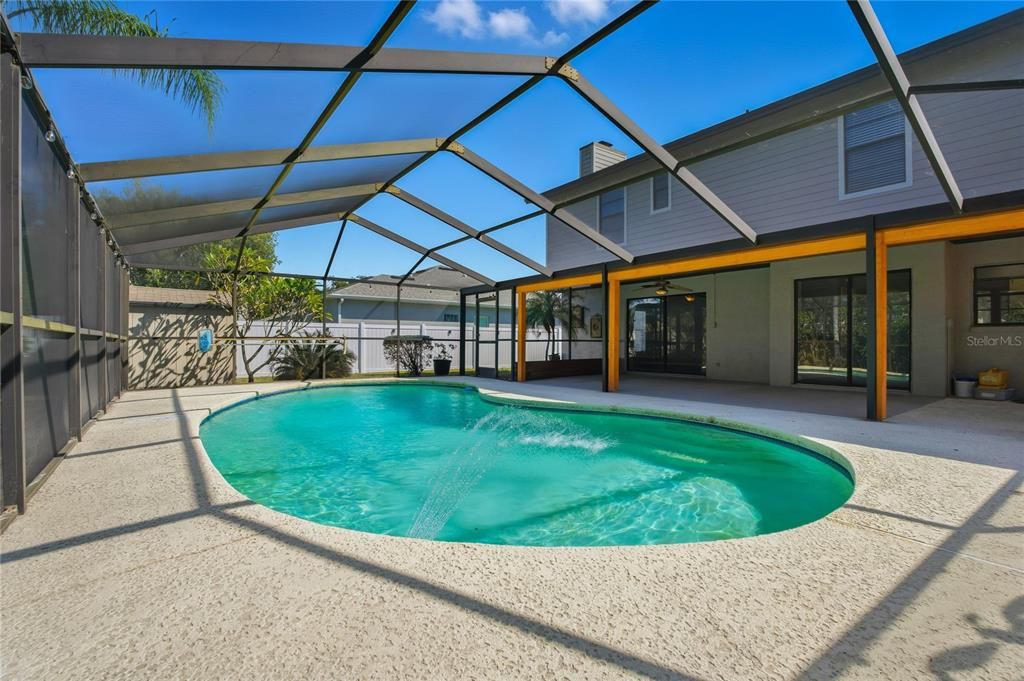 For Sale: $439,900 (4 beds, 2 baths, 2166 Square Feet)