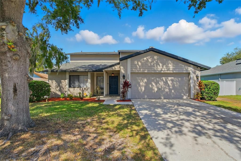 For Sale: $439,900 (4 beds, 2 baths, 2166 Square Feet)