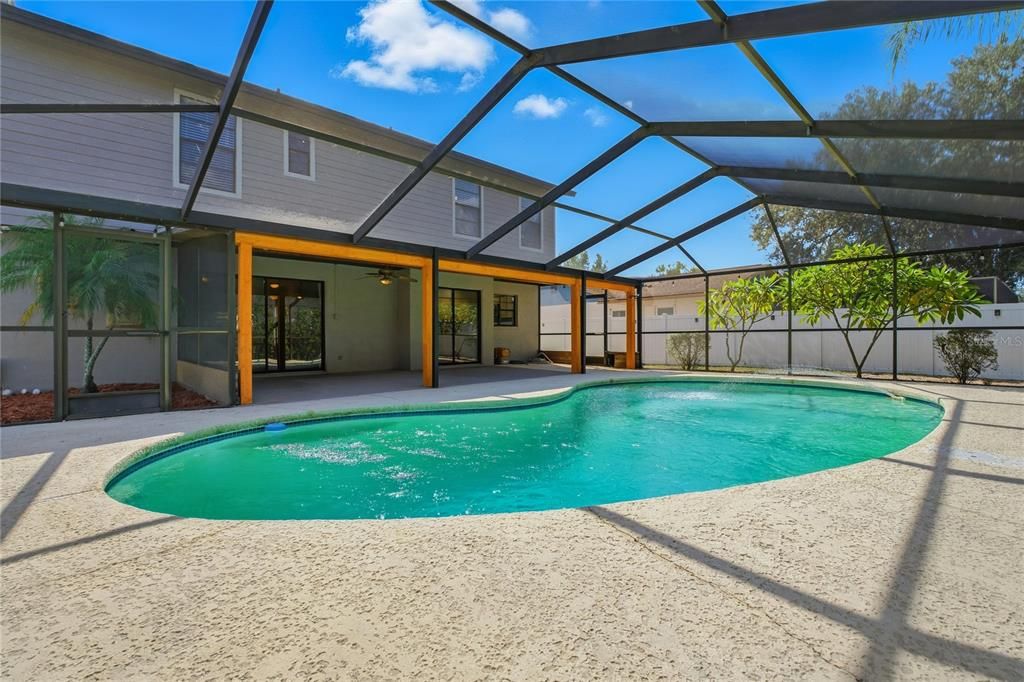 For Sale: $439,900 (4 beds, 2 baths, 2166 Square Feet)