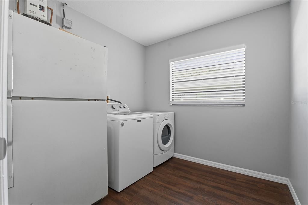 For Sale: $439,900 (4 beds, 2 baths, 2166 Square Feet)