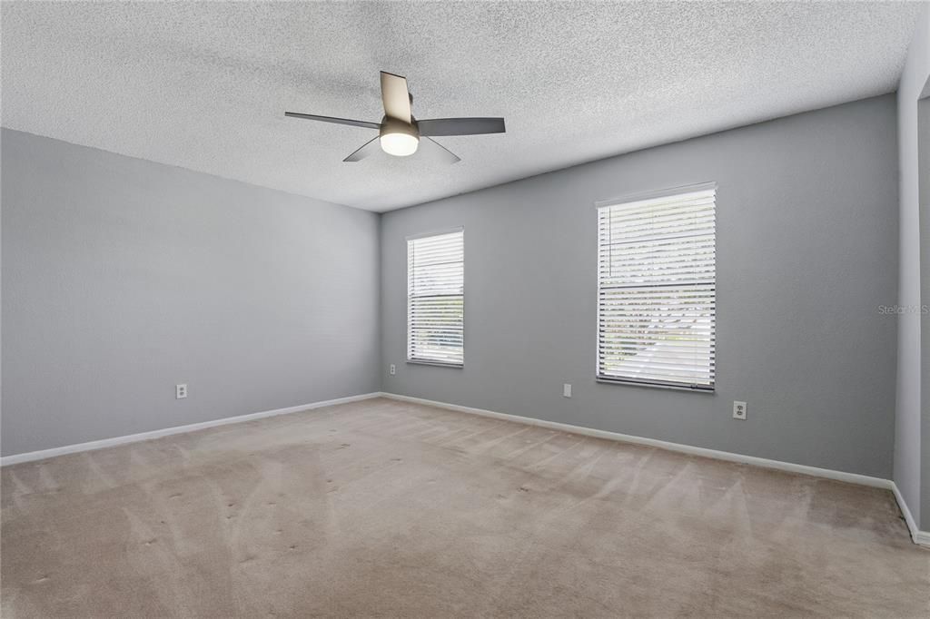 For Sale: $439,900 (4 beds, 2 baths, 2166 Square Feet)