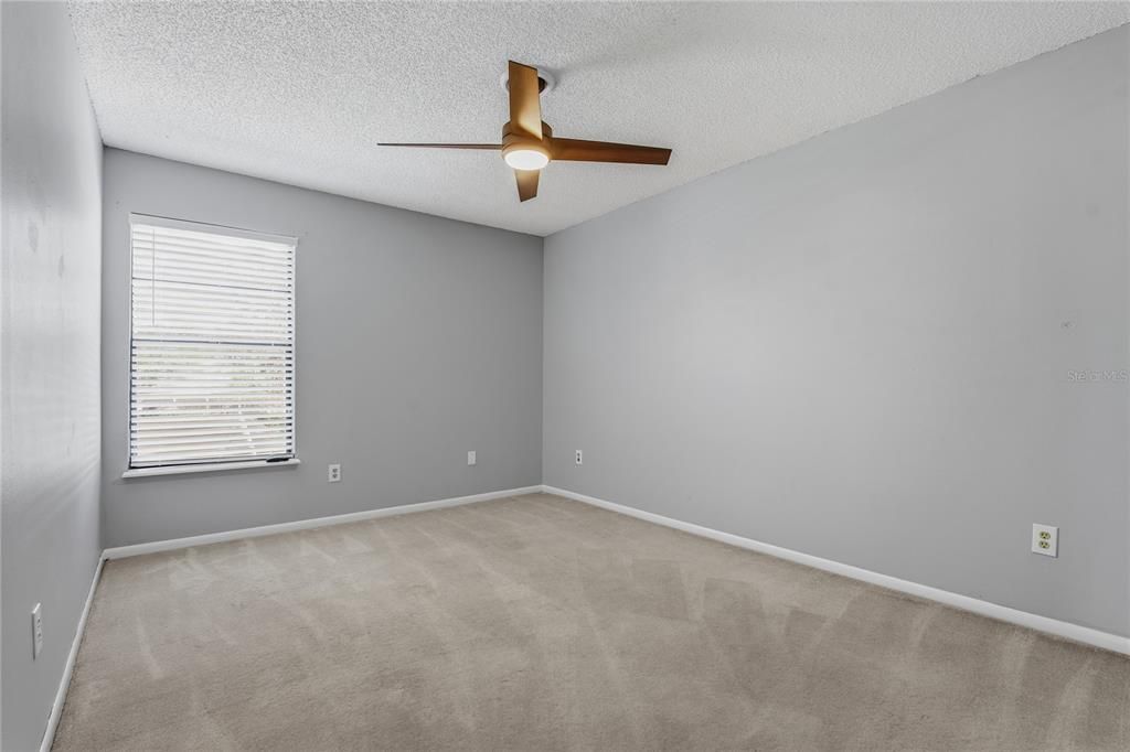 For Sale: $439,900 (4 beds, 2 baths, 2166 Square Feet)