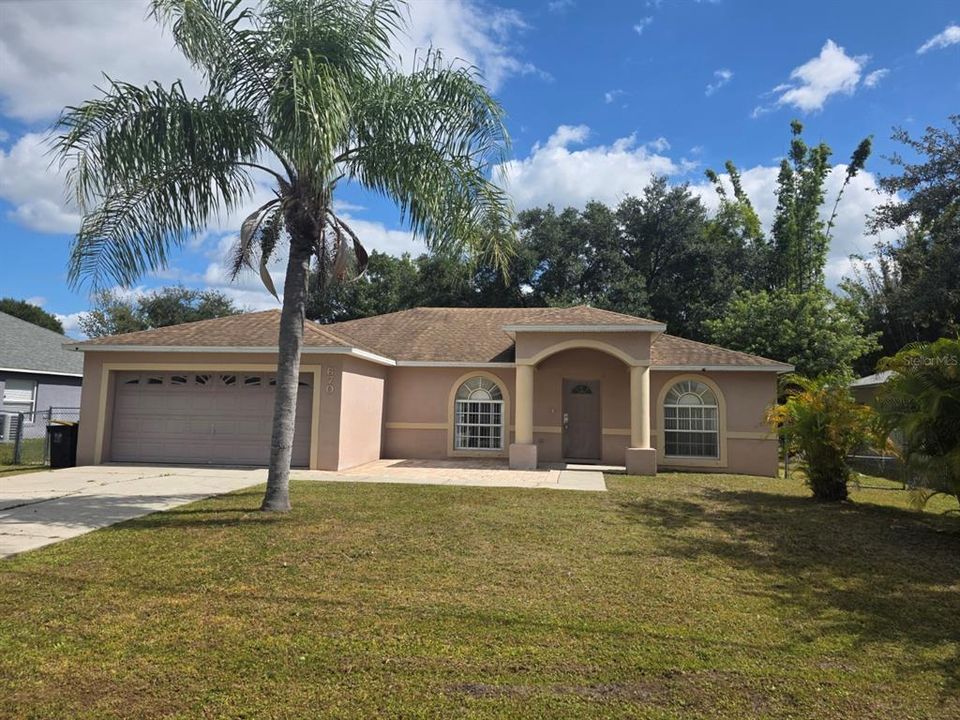 出租: $1,800 (3 贝兹, 2 浴室, 1692 平方英尺)