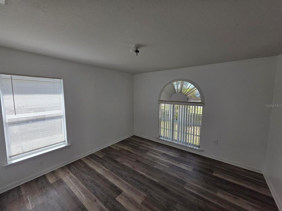 出租: $1,800 (3 贝兹, 2 浴室, 1692 平方英尺)