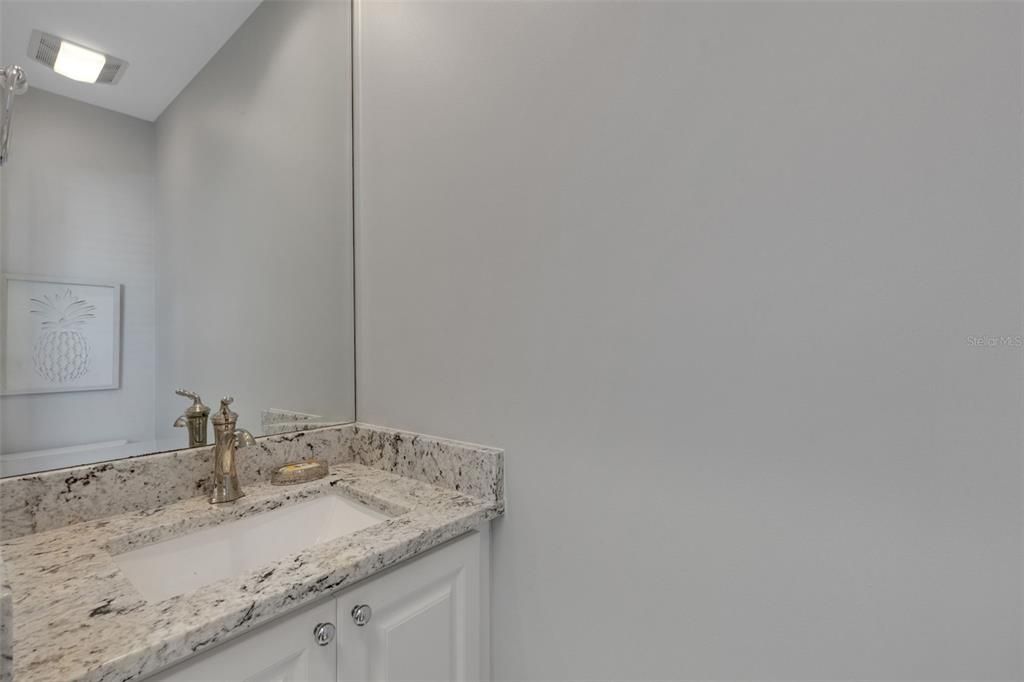 For Sale: $439,900 (3 beds, 2 baths, 1672 Square Feet)