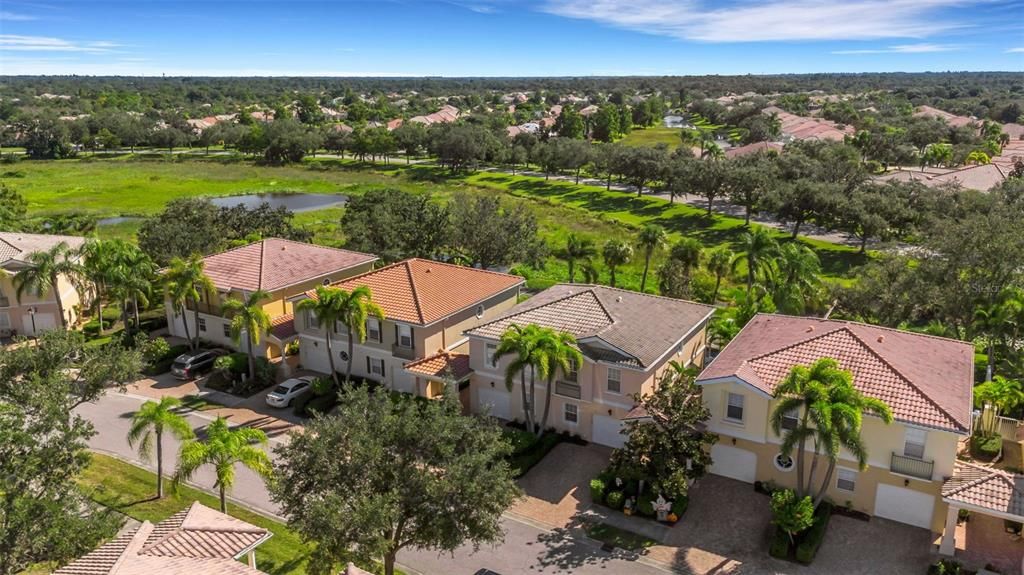 For Sale: $439,900 (3 beds, 2 baths, 1672 Square Feet)