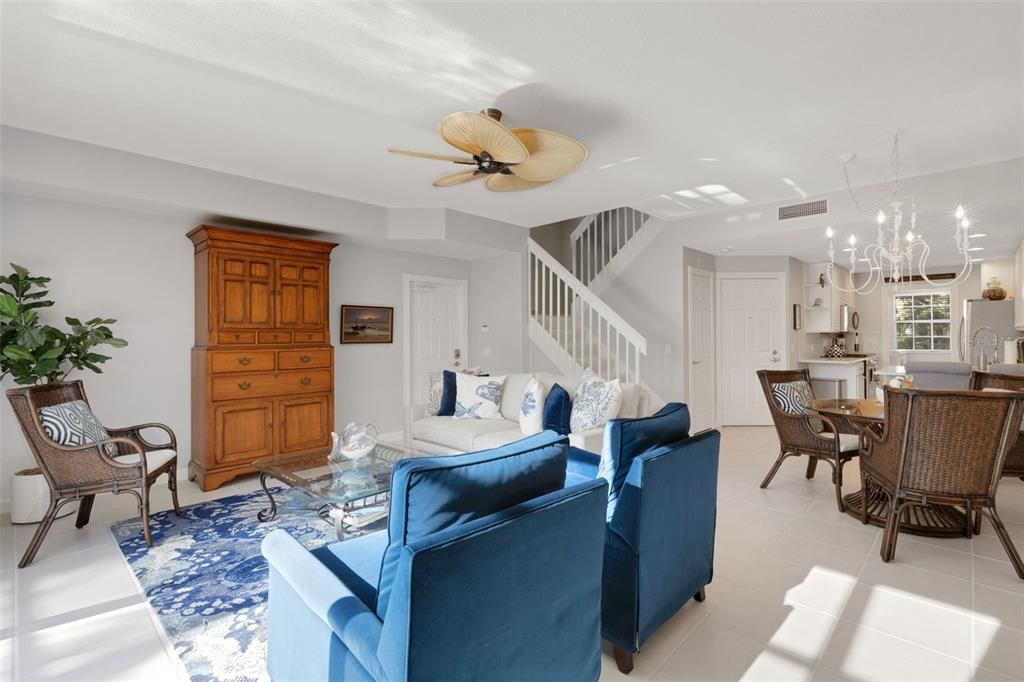 For Sale: $439,900 (3 beds, 2 baths, 1672 Square Feet)