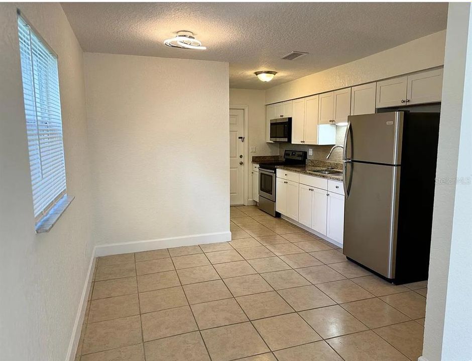 En Renta: $1,375 (2 camas, 1 baños, 900 Pies cuadrados)