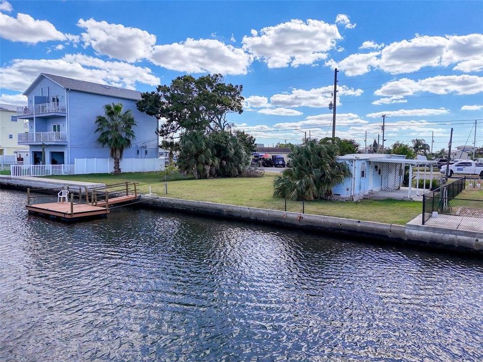 待售: $419,000 (0.15 acres)