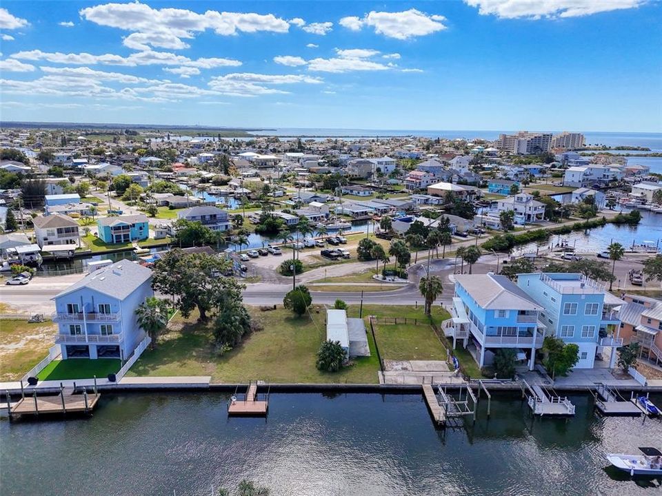 待售: $419,000 (0.15 acres)