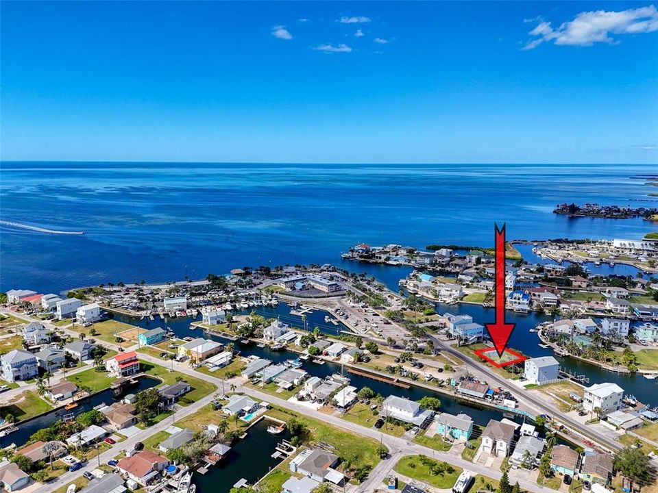 待售: $419,000 (0.15 acres)