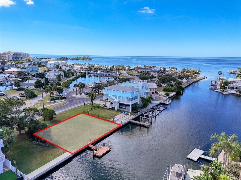 待售: $419,000 (0.15 acres)