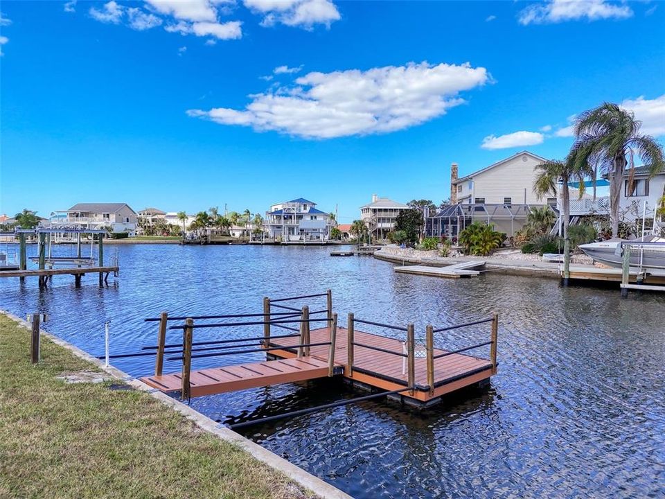 待售: $419,000 (0.15 acres)