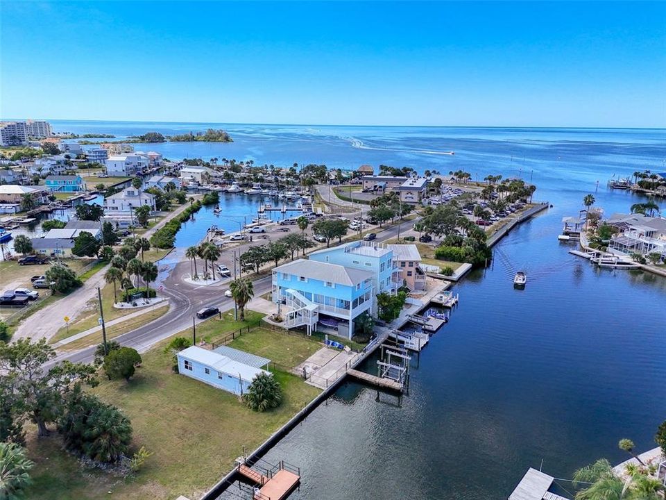 待售: $419,000 (0.15 acres)