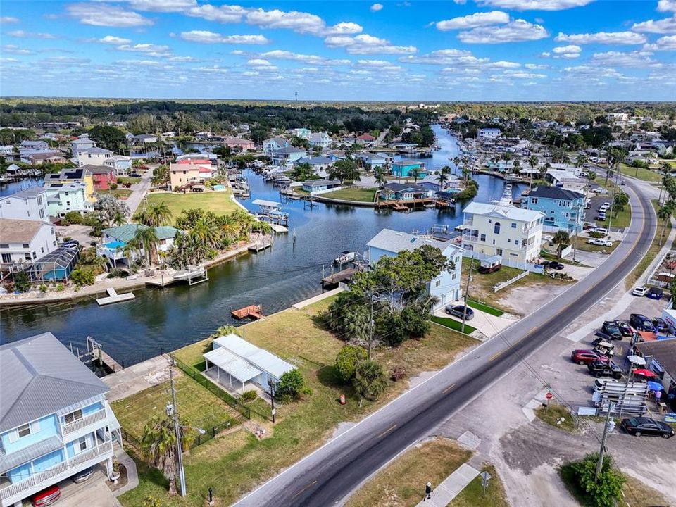 待售: $419,000 (0.15 acres)