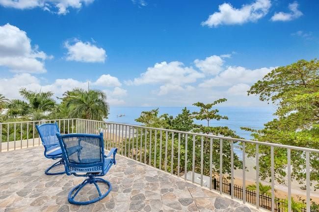 En Venta: $2,290,000 (4 camas, 4 baños, 2775 Pies cuadrados)