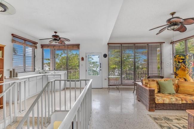 En Venta: $2,290,000 (4 camas, 4 baños, 2775 Pies cuadrados)