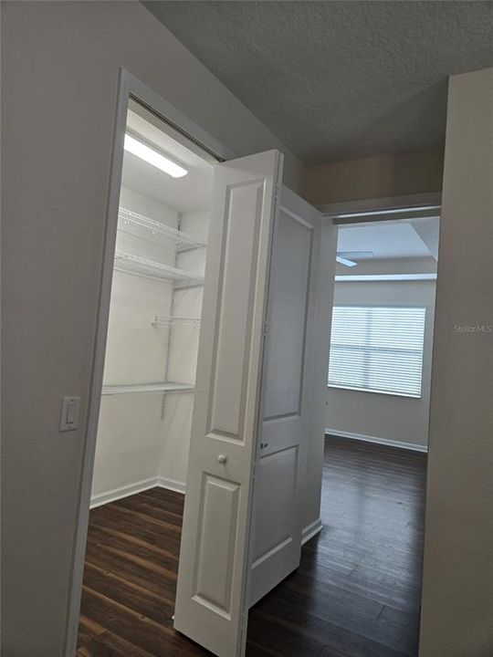 待售: $389,900 (2 贝兹, 2 浴室, 1466 平方英尺)