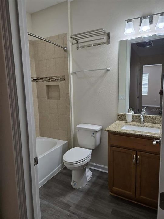 待售: $389,900 (2 贝兹, 2 浴室, 1466 平方英尺)