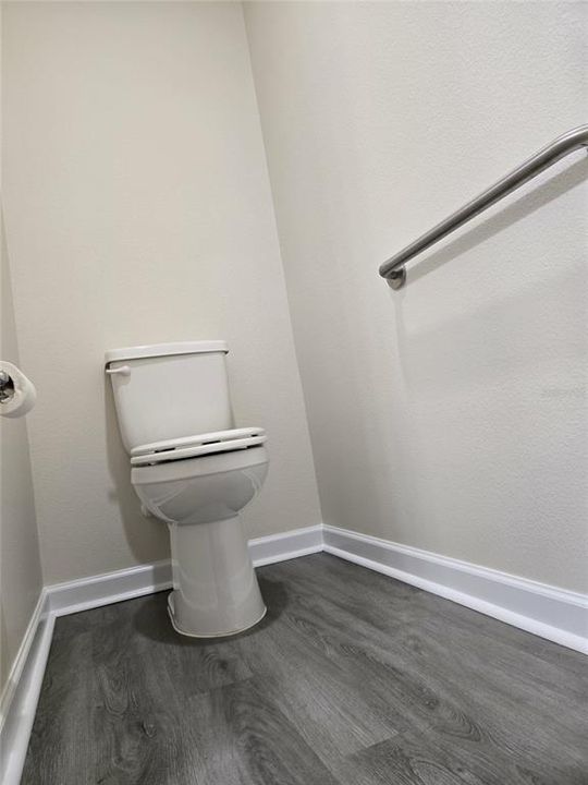 待售: $389,900 (2 贝兹, 2 浴室, 1466 平方英尺)