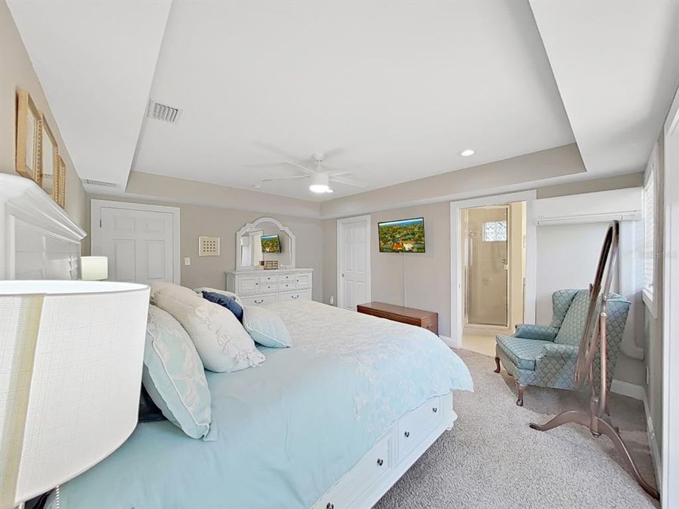 待售: $599,000 (3 贝兹, 2 浴室, 2498 平方英尺)