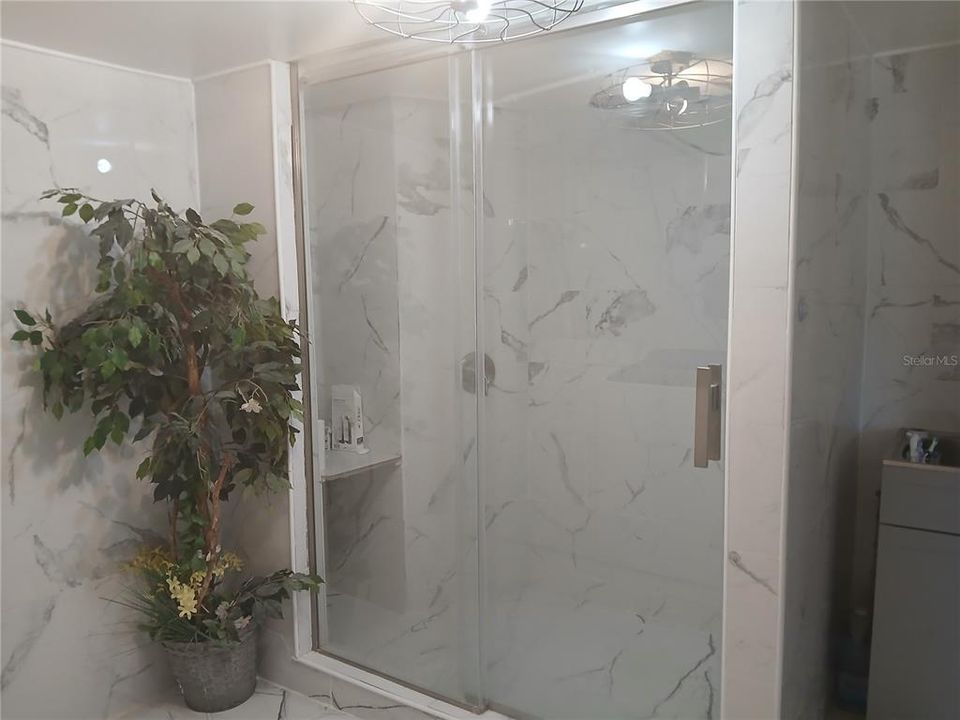 待售: $205,000 (2 贝兹, 1 浴室, 672 平方英尺)