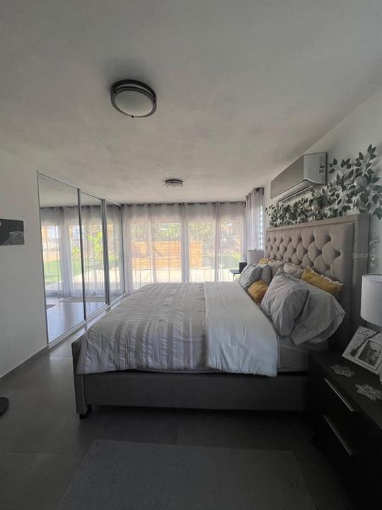 For Sale: $375,000 (3 beds, 3 baths, 1465 Square Feet)