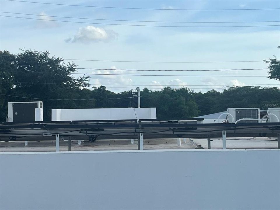 For Sale: $375,000 (3 beds, 3 baths, 1465 Square Feet)