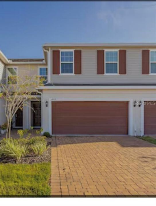 For Rent: $2,600 (4 beds, 2 baths, 1868 Square Feet)