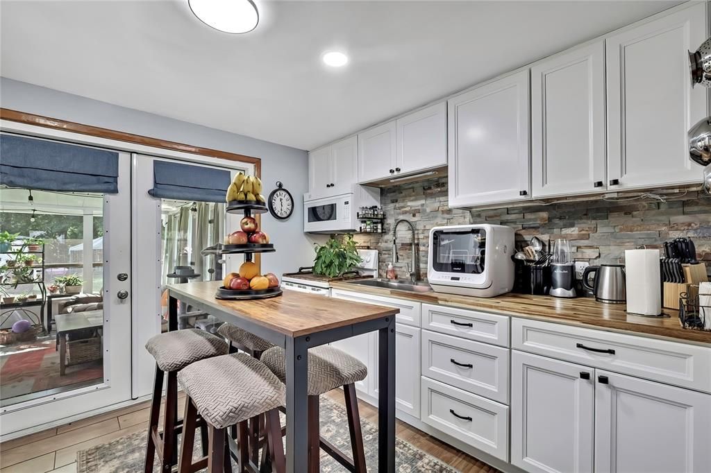 En Venta: $209,900 (2 camas, 1 baños, 748 Pies cuadrados)