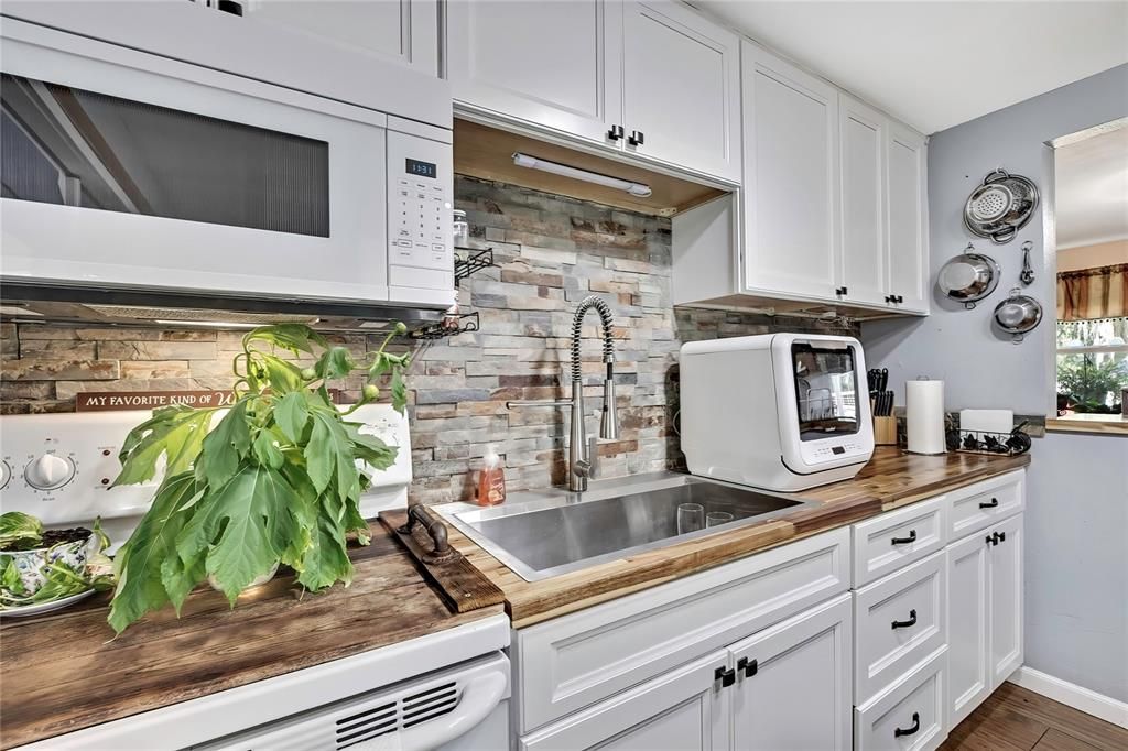 En Venta: $209,900 (2 camas, 1 baños, 748 Pies cuadrados)